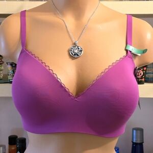 Maidenform Wireless Bra L. Magenta #DM7681 Convertible Seamless NWT